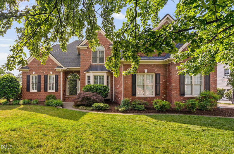 801 Preston Village Way, Cary, NC 27519