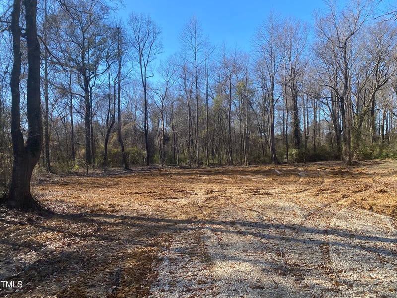 801 River Rd, Selma, NC 27576