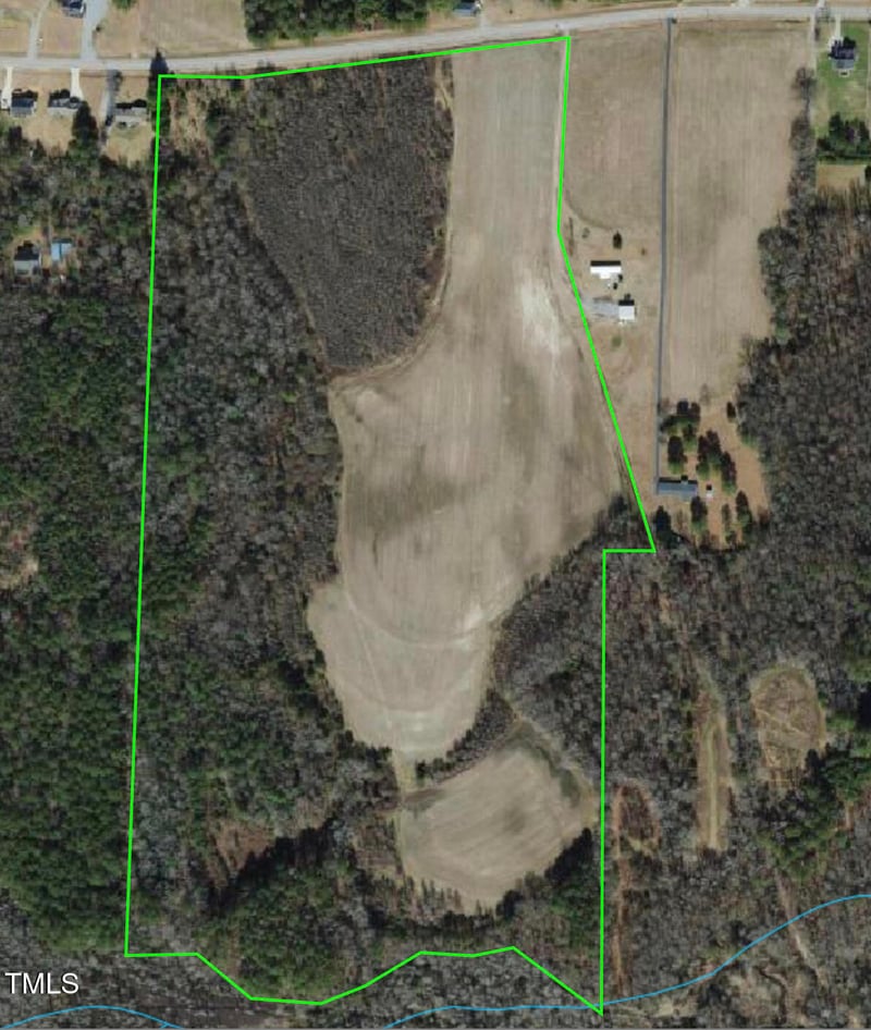 801 Shade Tree Rd, Benson, NC 27504