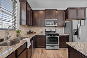 801 Socata Ln, Mebane, NC 27302