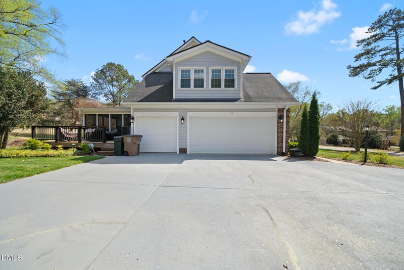 8010 Hogan Dr, Wake Forest, NC 27587