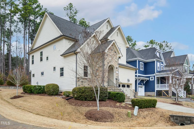 8010 Rosemont Pw, Durham, NC 27713
