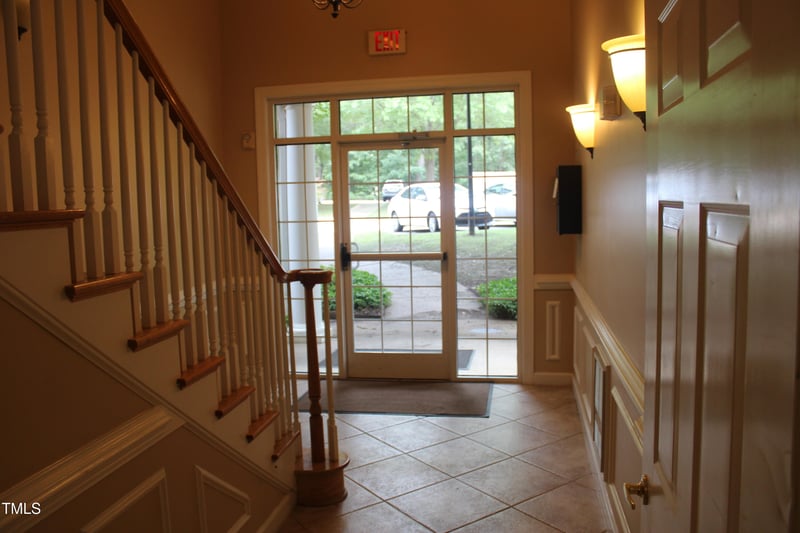 8011 Allyns Landing Way #202, Raleigh, NC 27615