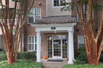 8011 Allyns Landing Way #202, Raleigh, NC 27615