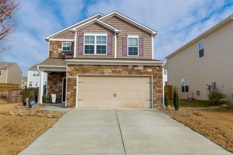 8011 Mckee Dr, Raleigh, NC 27616