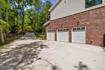 8011 Old Trail Dr, Durham, NC 27712