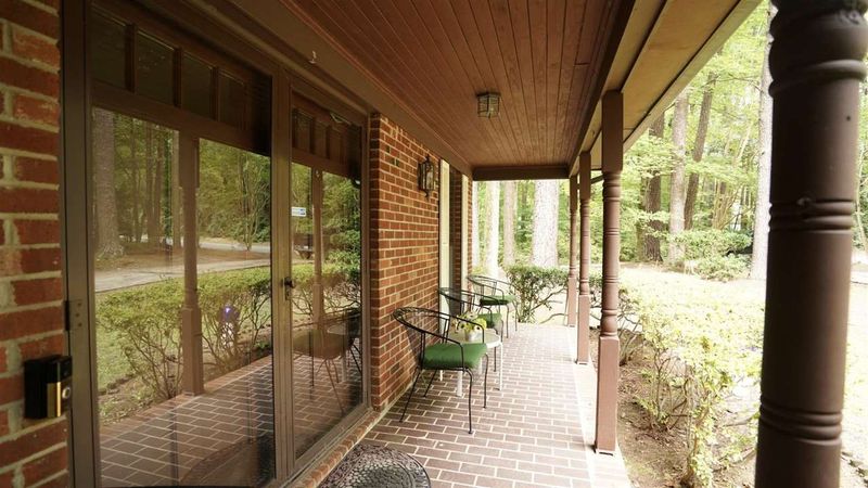 8012 Merrimac Dr, Apex, NC 27539