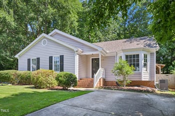 8012 Thomasville Ct, Raleigh, NC 27612