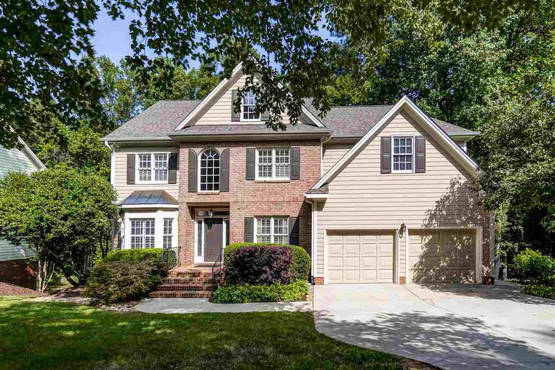 8012 Tylerton Dr, Raleigh, NC 27613