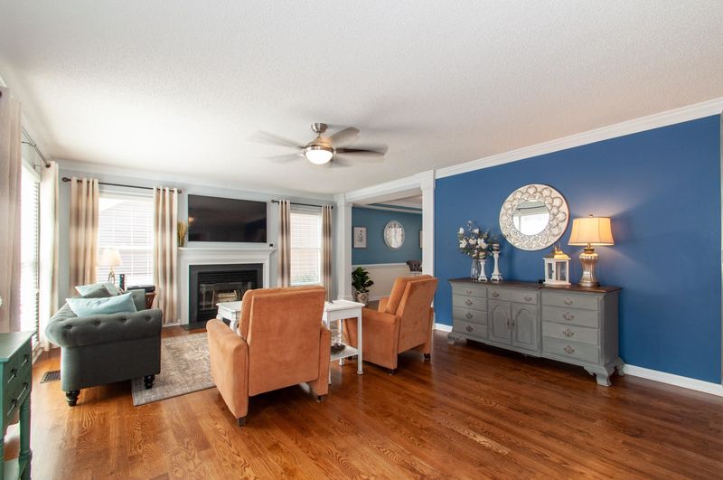 8013 Knebworth Ct, Raleigh, NC 27613
