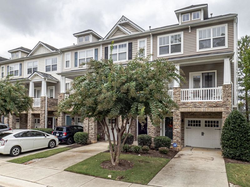 8013 Sycamore Hill Ln, Raleigh, NC 27612