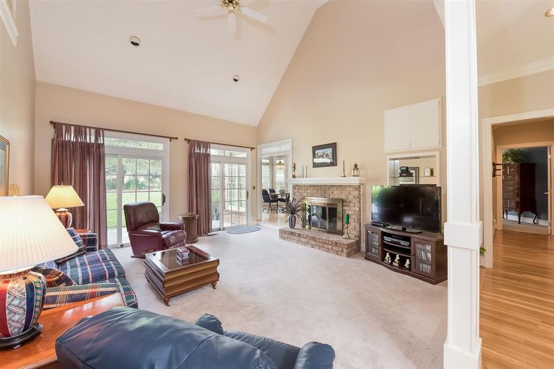 8014 Hogan Dr, Wake Forest, NC 27587