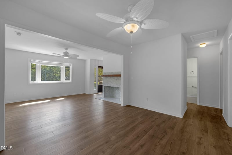 8015 Brown Bark Pl, Raleigh, NC 27615