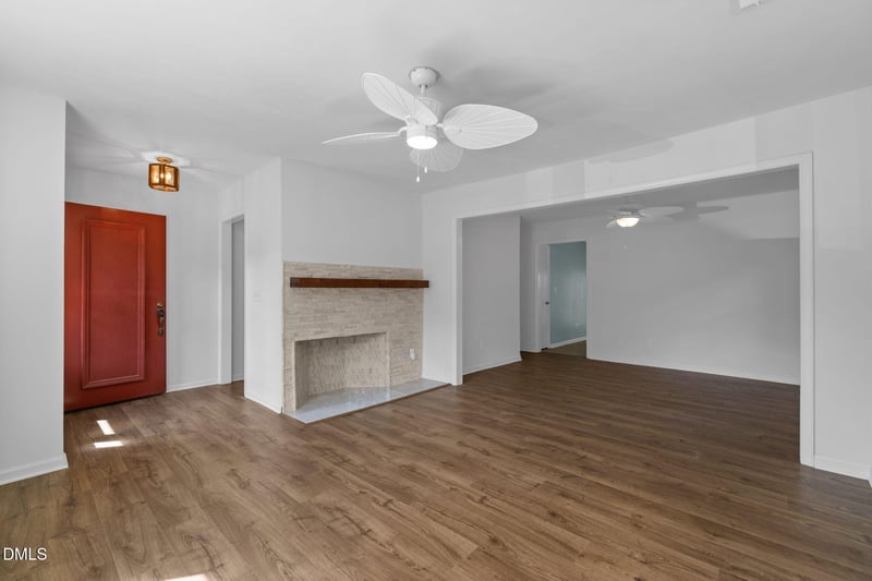 8015 Brown Bark Pl, Raleigh, NC 27615