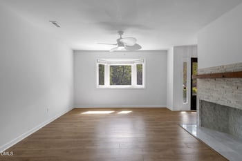 8015 Brown Bark Pl, Raleigh, NC 27615