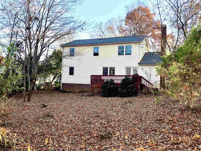 8016 Foxwood Dr, Raleigh, NC 27615