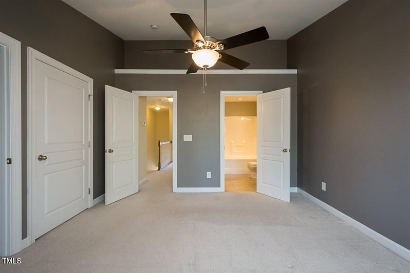 8016 Sycamore Hill Ln, Raleigh, NC 27612