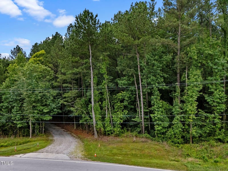 8017 Farrington Mill Rd, Chapel Hill, NC 27517