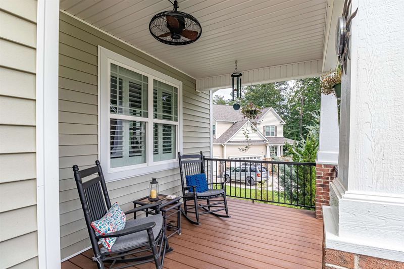 8017 N Pine Shadows Dr, Garner, NC 27529
