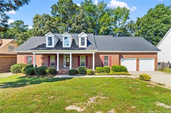 8017 Trout Creek Rd, Fayetteville, NC 28304