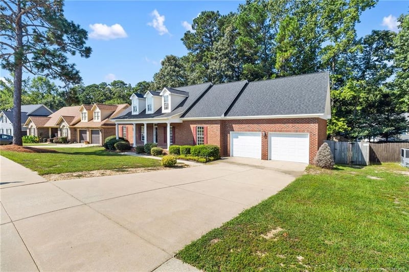 8017 Trout Creek Rd, Fayetteville, NC 28304
