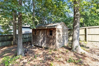 8017 Trout Creek Rd, Fayetteville, NC 28304
