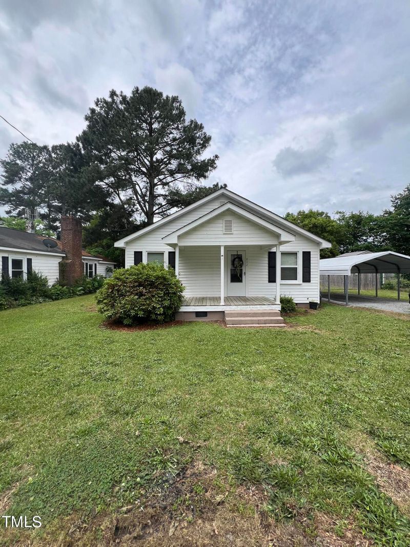 802 S 12th St, Erwin, NC 28339