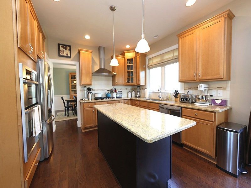 802 Bend Dr, Durham, NC 27713