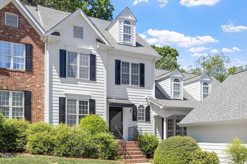 802 Blackberry Ln, Durham, NC 27712