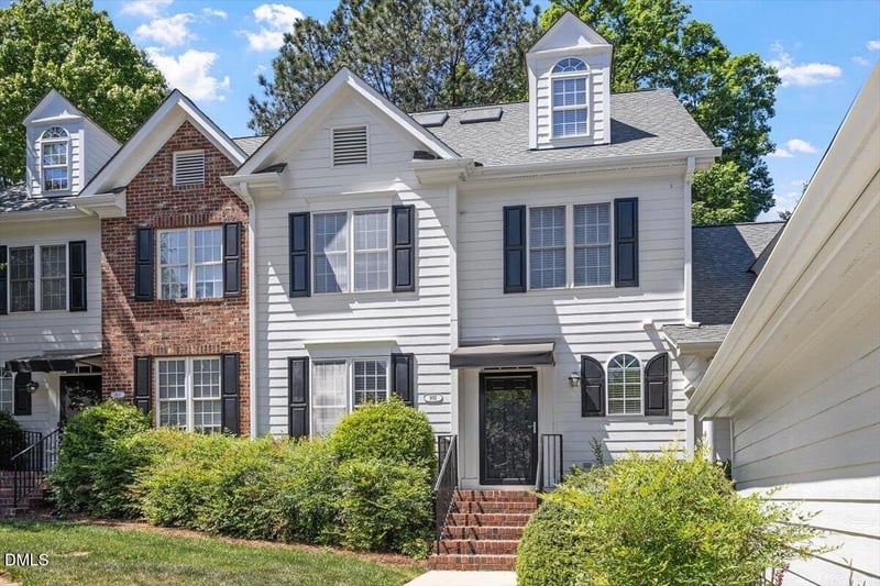802 Blackberry Ln, Durham, NC 27712