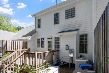 802 Blackberry Ln, Durham, NC 27712