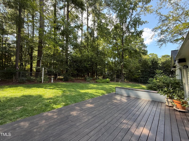 802 Churchill Dr, Chapel Hill, NC 27510