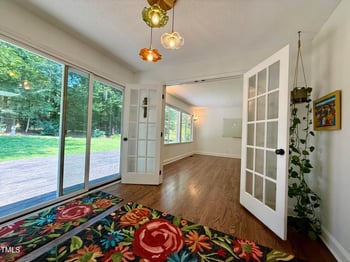 802 Churchill Dr, Chapel Hill, NC 27510