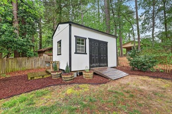 802 Churchill Dr, Chapel Hill, NC 27517