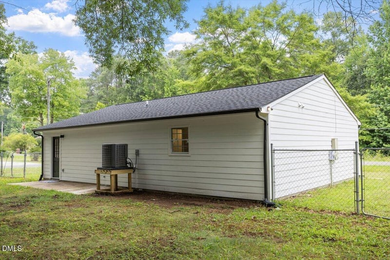 802 Felicia St, Durham, NC 27704