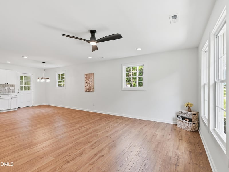 802 Felicia St, Durham, NC 27704