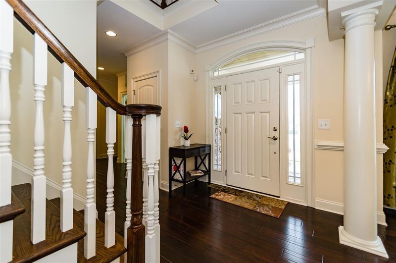 802 Greystone Crest Way, Cary, NC 27519