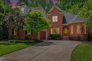 802 Landuff Ct, Cary, NC 27519