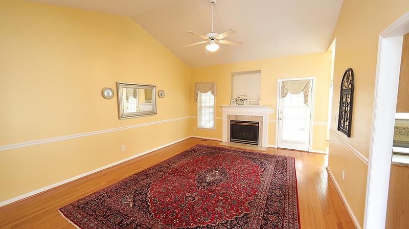 802 Latta Cir, Durham, NC 27712