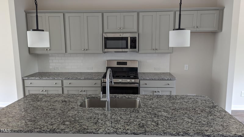 802 Laurel Gate Dr, Wake Forest, NC 27587