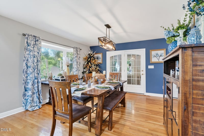 802 Lincoln St, Benson, NC 27504