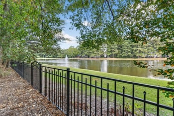 802 Lincoln St, Benson, NC 27504
