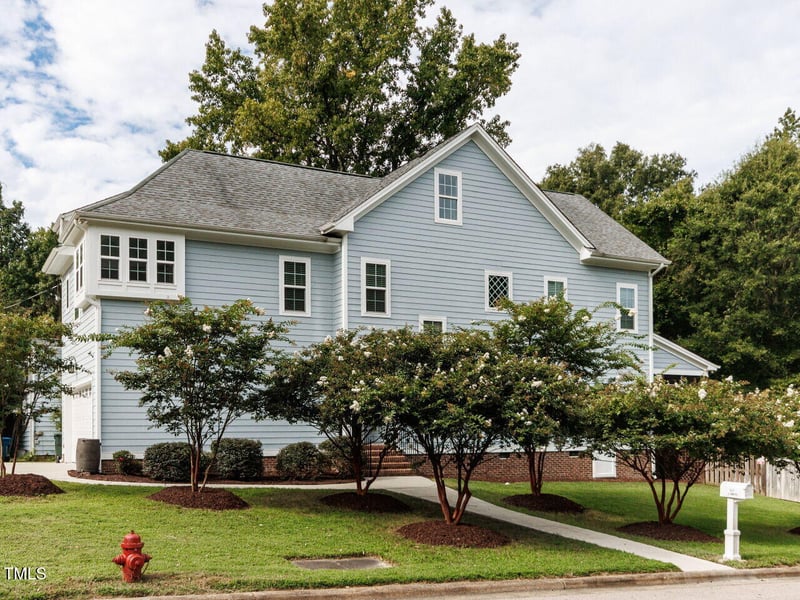 802 Lynn Rd, Durham, NC 27703