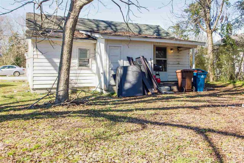 802 N Magnolia Ave, Dunn, NC 28334