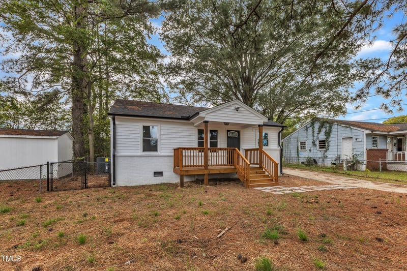 802 Orchard St, Goldsboro, NC 27530