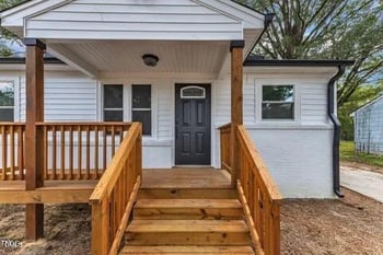 802 Orchard St, Goldsboro, NC 27530