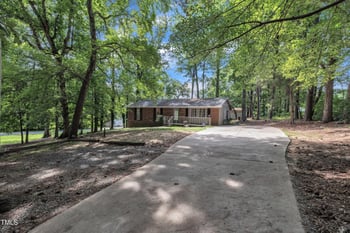 802 Terrace View Dr, Chapel Hill, NC 27516