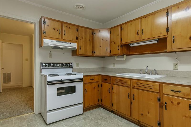 802 Trail One, Burlington, NC 27215