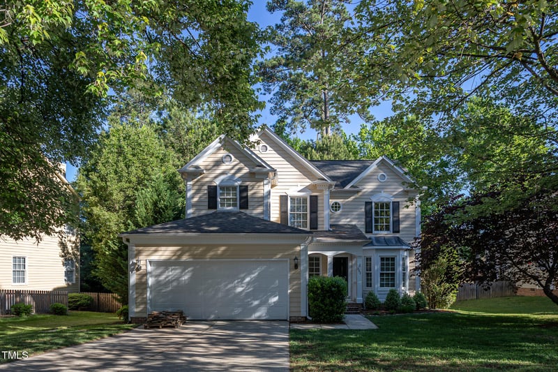 802 Wakehurst Dr, Cary, NC 27519