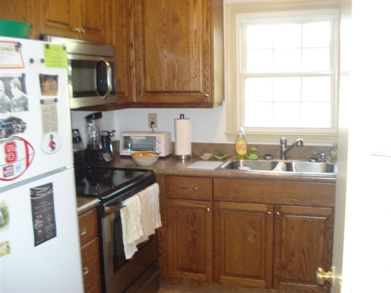 8021 Baybark Cir, Apex, NC 27539